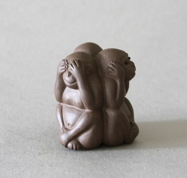 See no, Speak no, Hear no Tea Pet