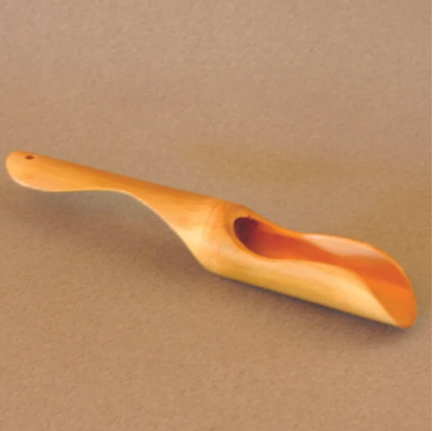 Bamboo Curvy Tea Scoop