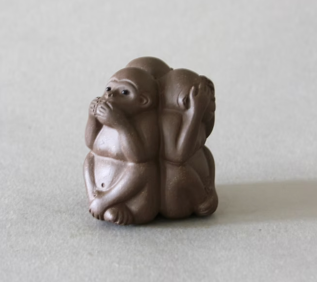 See no, Speak no, Hear no Tea Pet