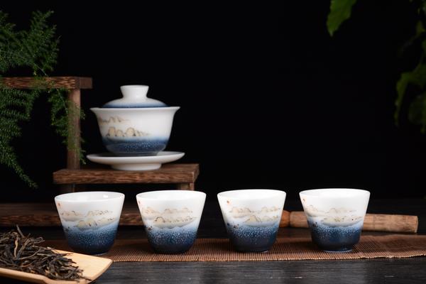 Rising Mountain Gaiwan and Cup Set