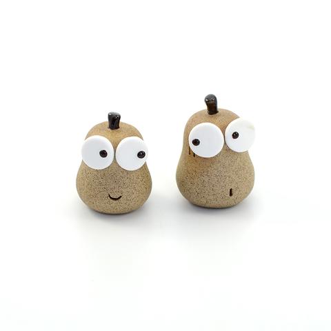Peering Pear Tea Pet