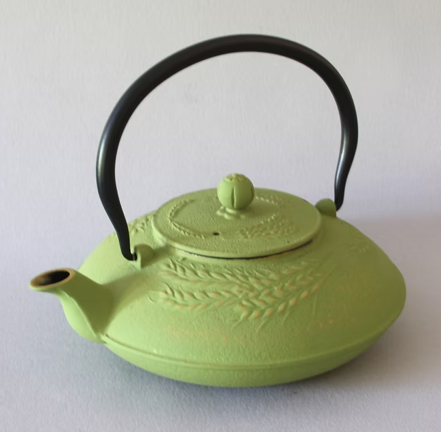 Harvester's Home Cast Iron Teapot - 32oz.