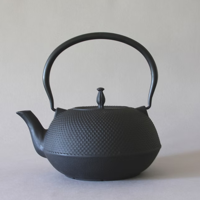 Dapper Cast Iron Teapot - 32oz