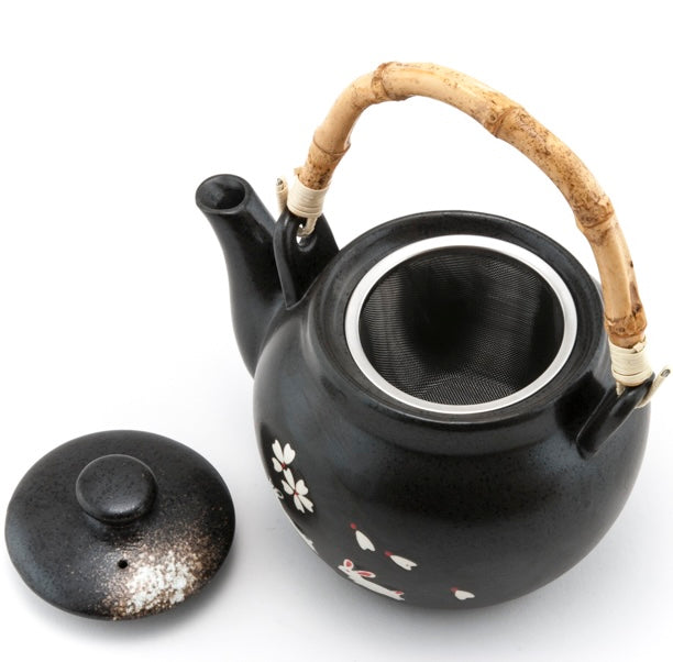 Rabbits Prancing Teapot - 42oz