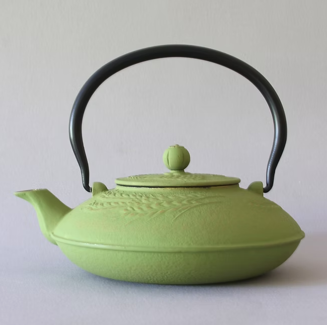 Harvester's Home Cast Iron Teapot - 32oz.