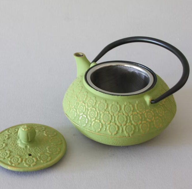 Olive Blooms Cast Iron Teapot 20oz