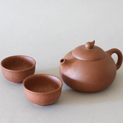 Yixing Cloud Teapot w/ 2 Cups