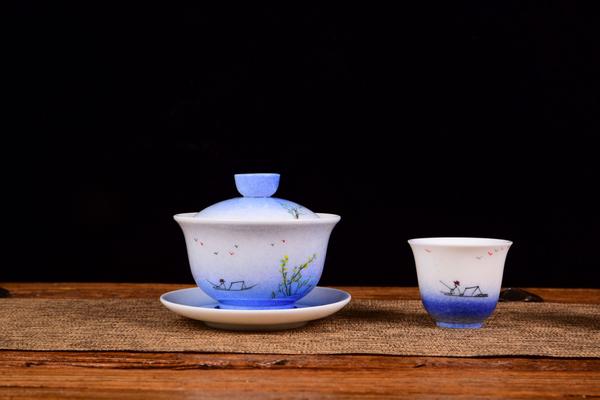 River Scene Gaiwan and Cups